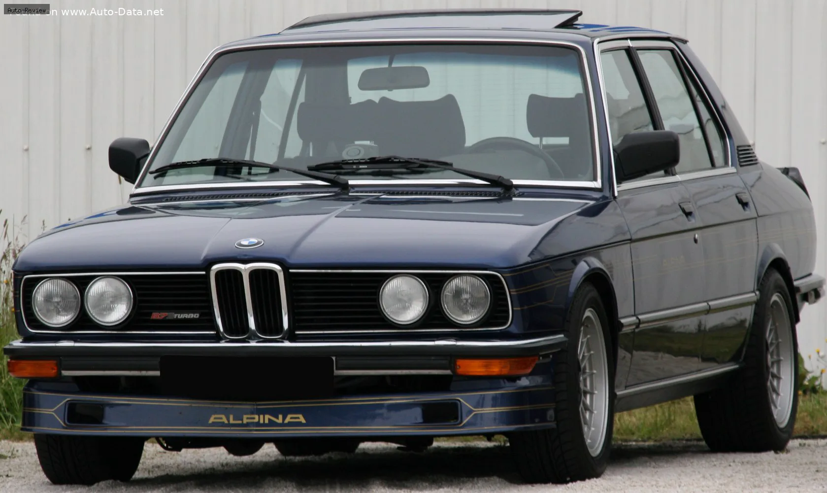 Alpina B7 B7 (E12)