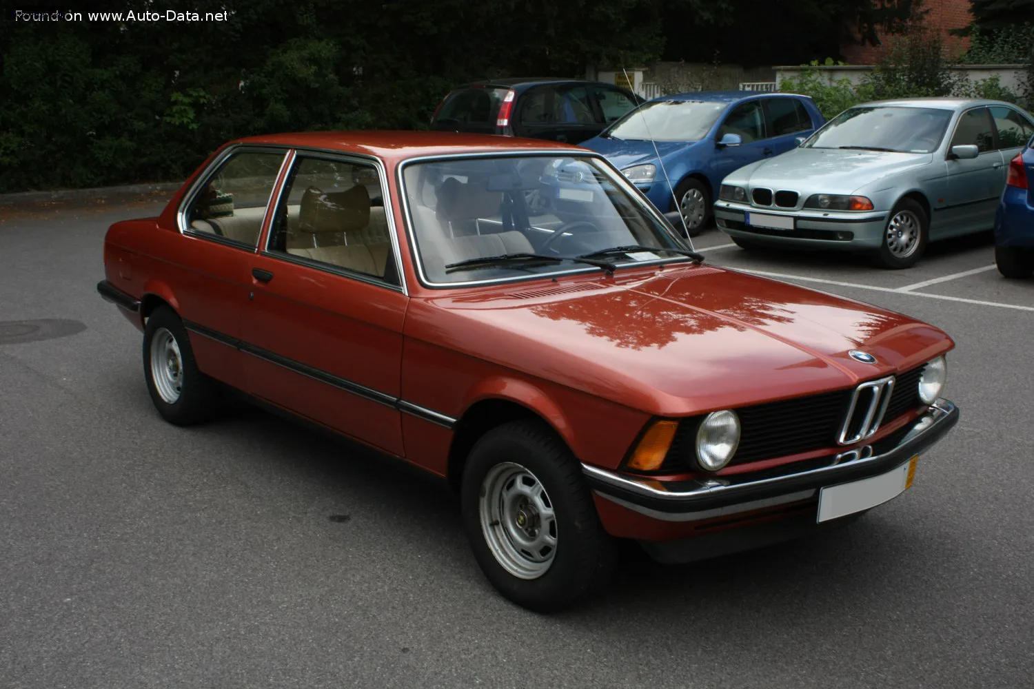 BMW 3 Серии 3 Серии (E21)