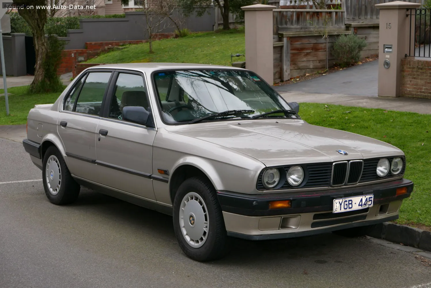 BMW 3 Серии 3 Серии Sedan (E30, facelift 1987) — фото 3