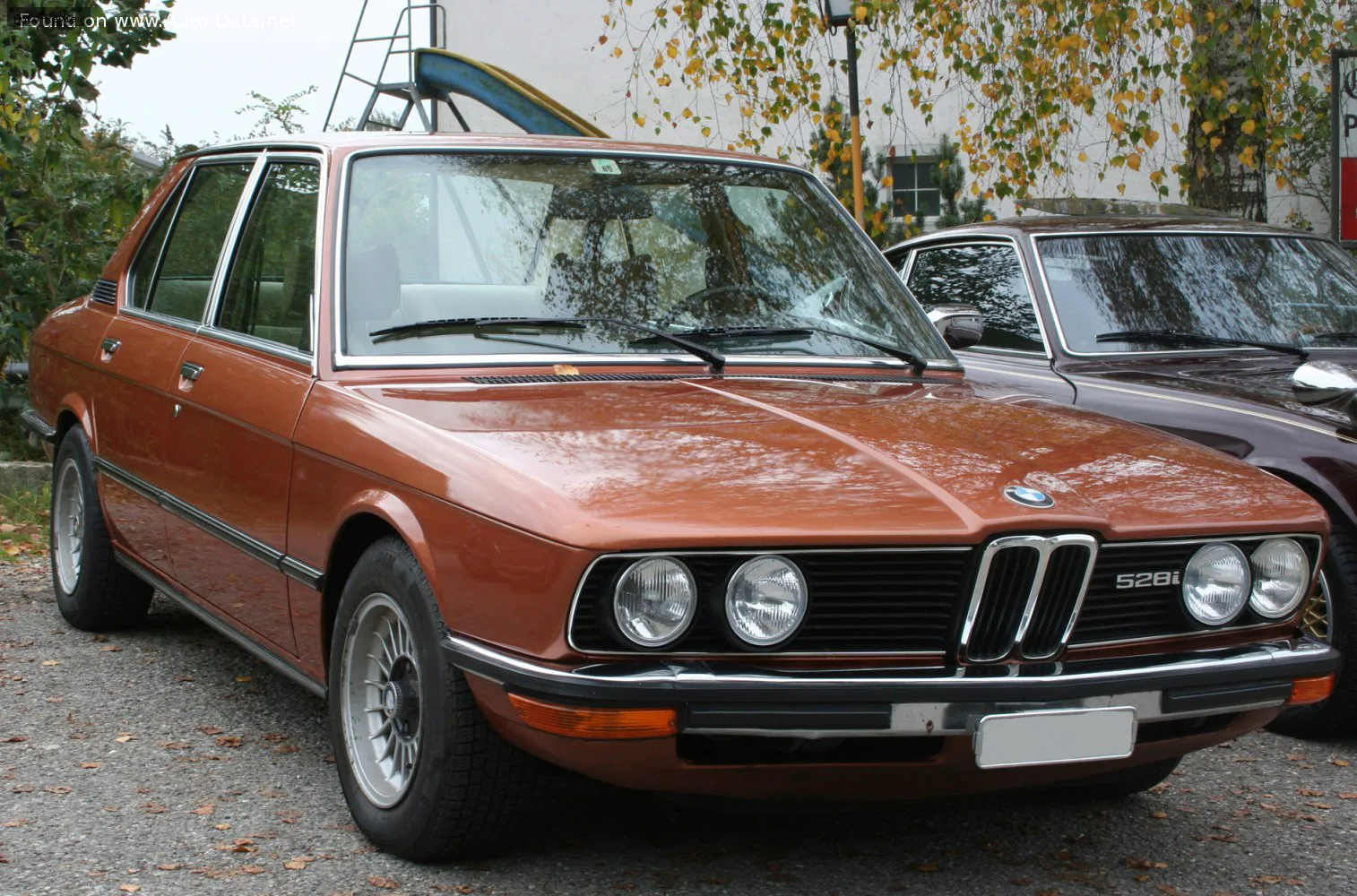 BMW 5 Серии 5 Серии (E12, Facelift 1976)