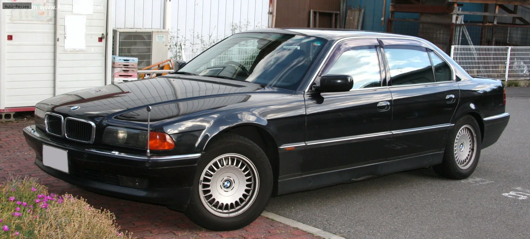 BMW 7 Серии 7 Серии Long (E38)