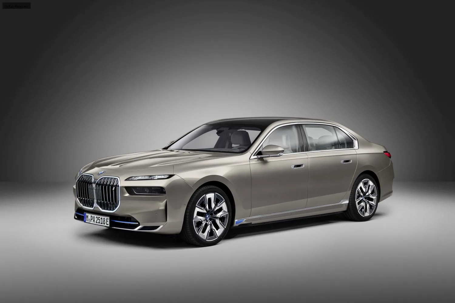 BMW i7 i7 (G70)