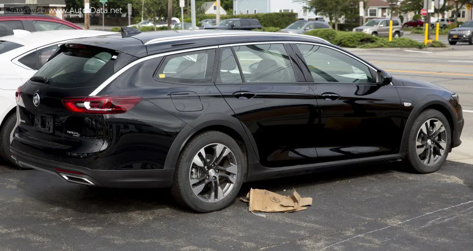 Buick Regal Regal VI TourX