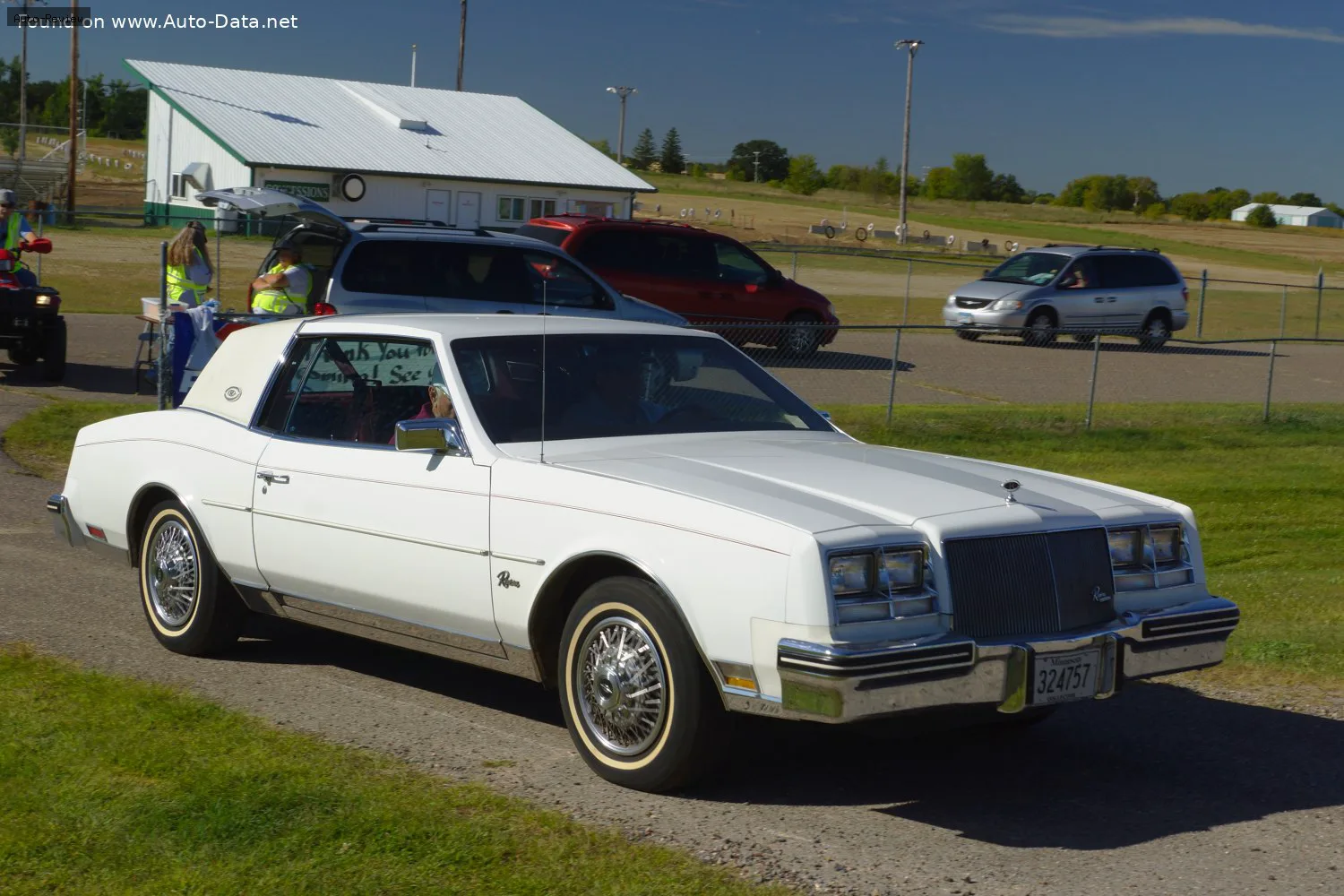Buick Riviera Riviera VI