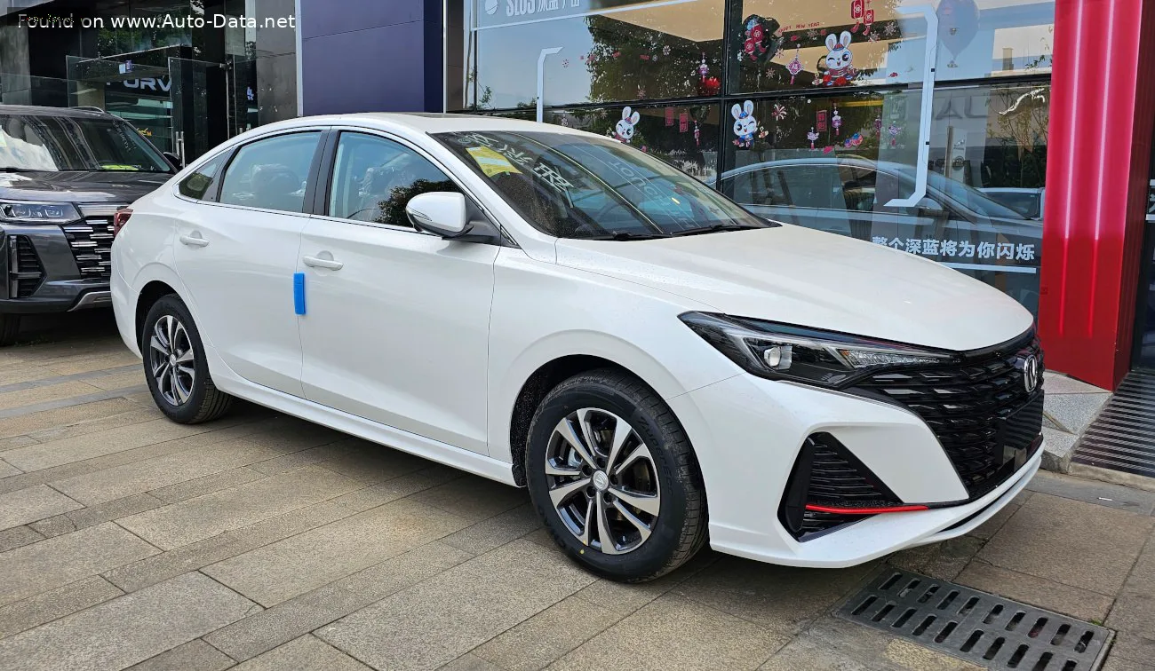 ChangAn Eado Eado Plus II (facelift 2020) — фото 2