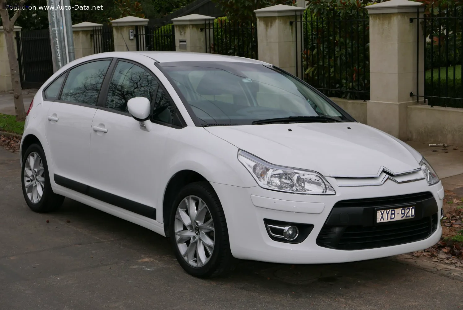 Citroen C4 C4 I Hatchback (Phase II, 2008)