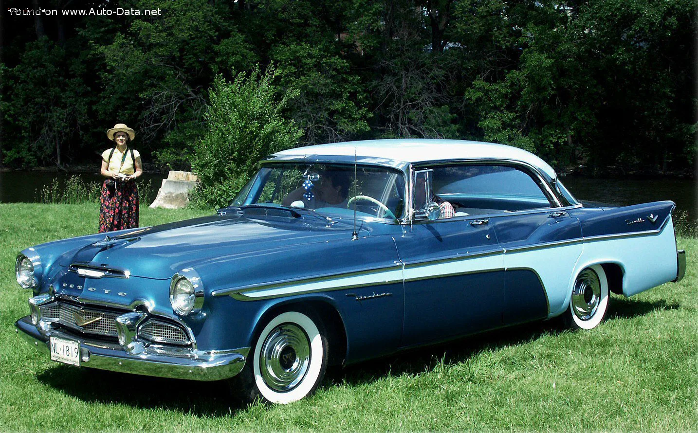 DeSoto Firedome Firedome II Four-Door Sportsman (facelift 1956)