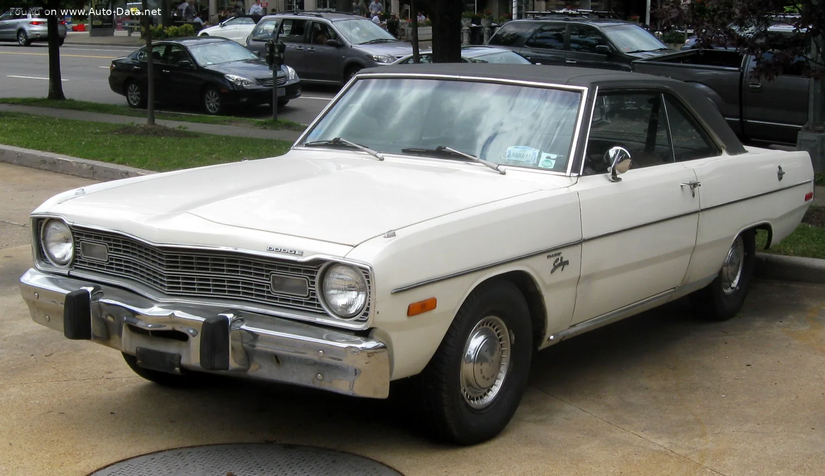 Dodge Dart Dart IV Swinger Hardtop (facelift 1974)