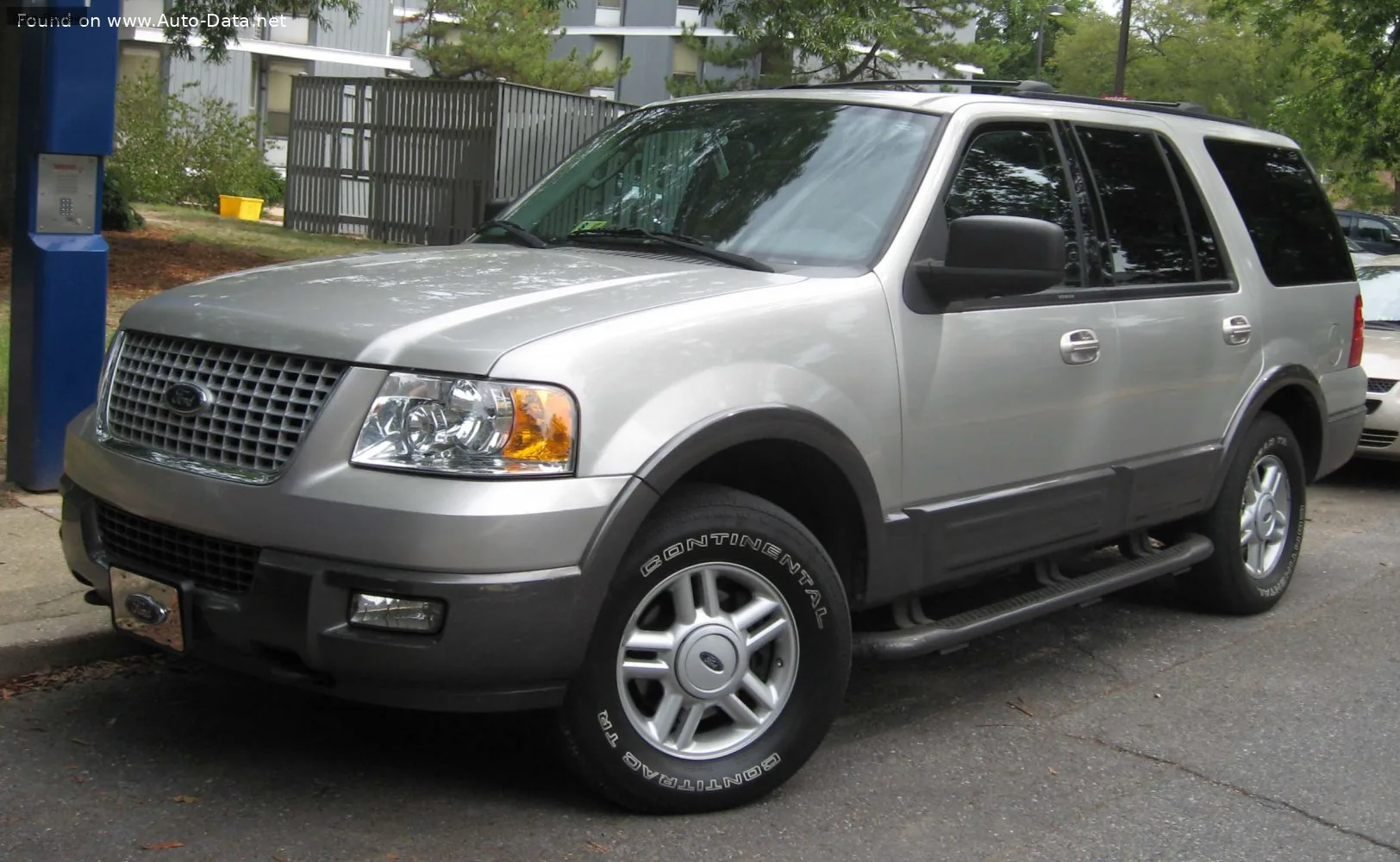 Ford Expedition Expedition II — фото 3