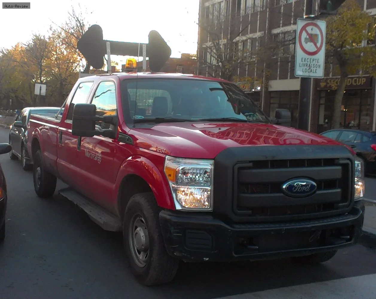 Ford F-350 Super Duty F-350 Super Duty III Crew Cab Long box