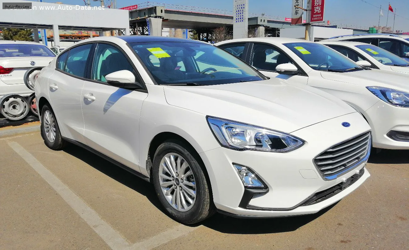 Ford Focus Focus IV Sedan