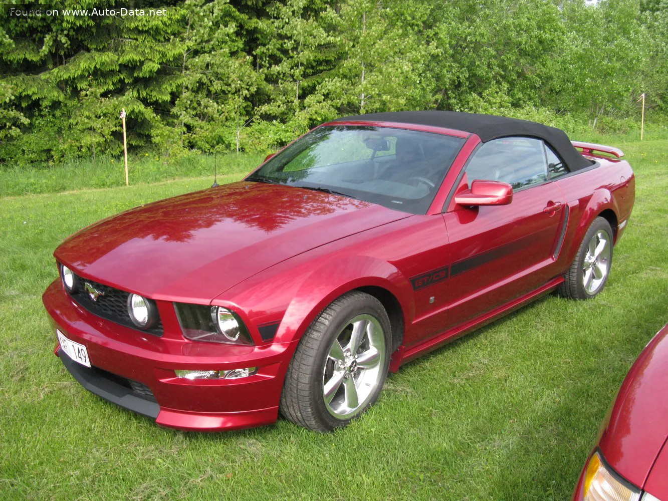 Ford Mustang Mustang V Convertible — фото 2