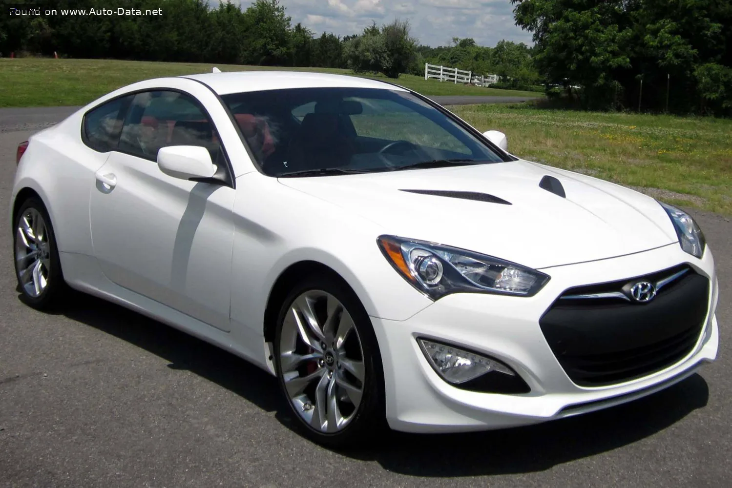 Hyundai Genesis Genesis Coupe (facelift 2012)