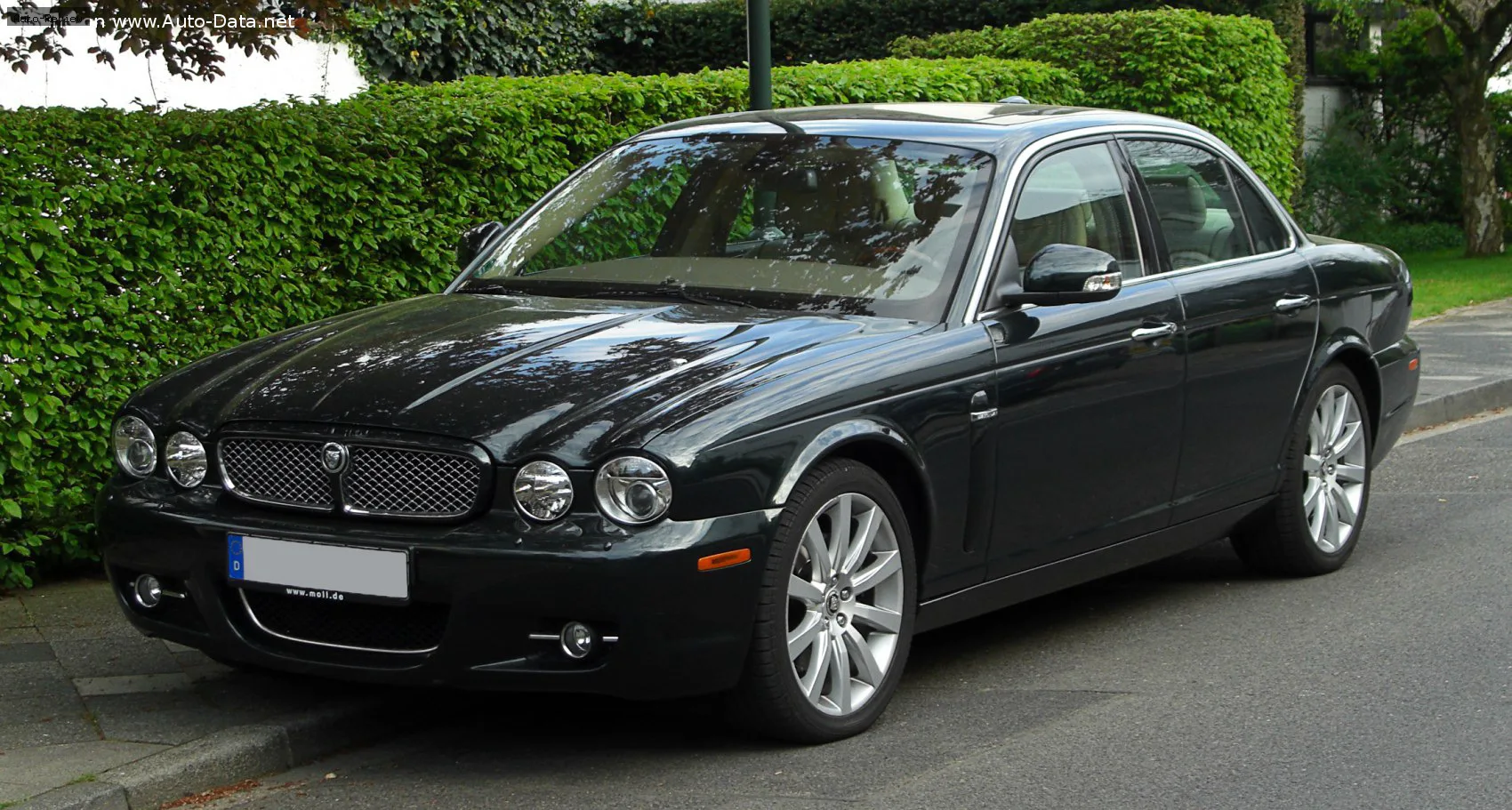 Jaguar XJ XJ (X358)