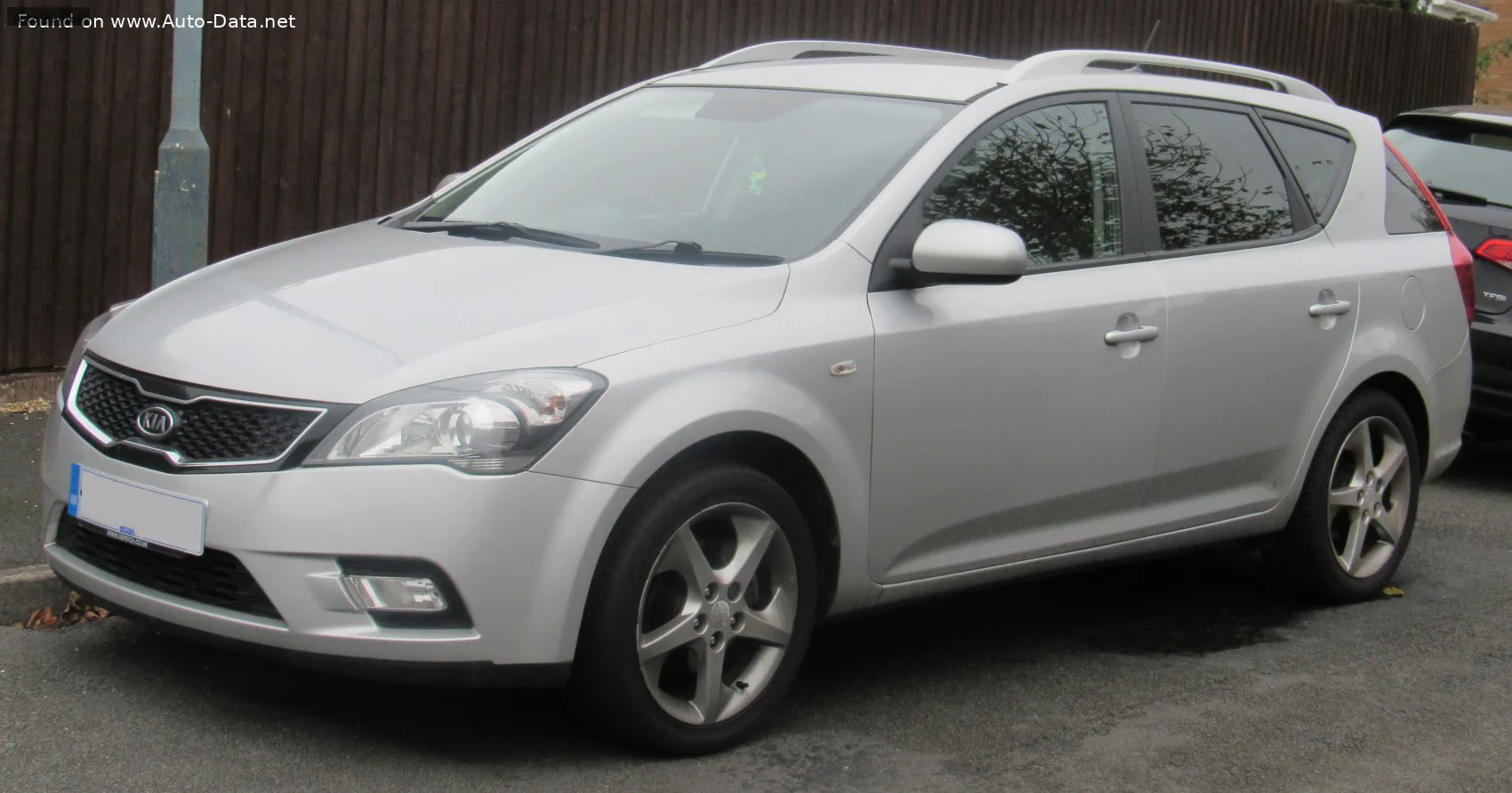 Kia Cee'd Cee'd SW I (facelift 2009)
