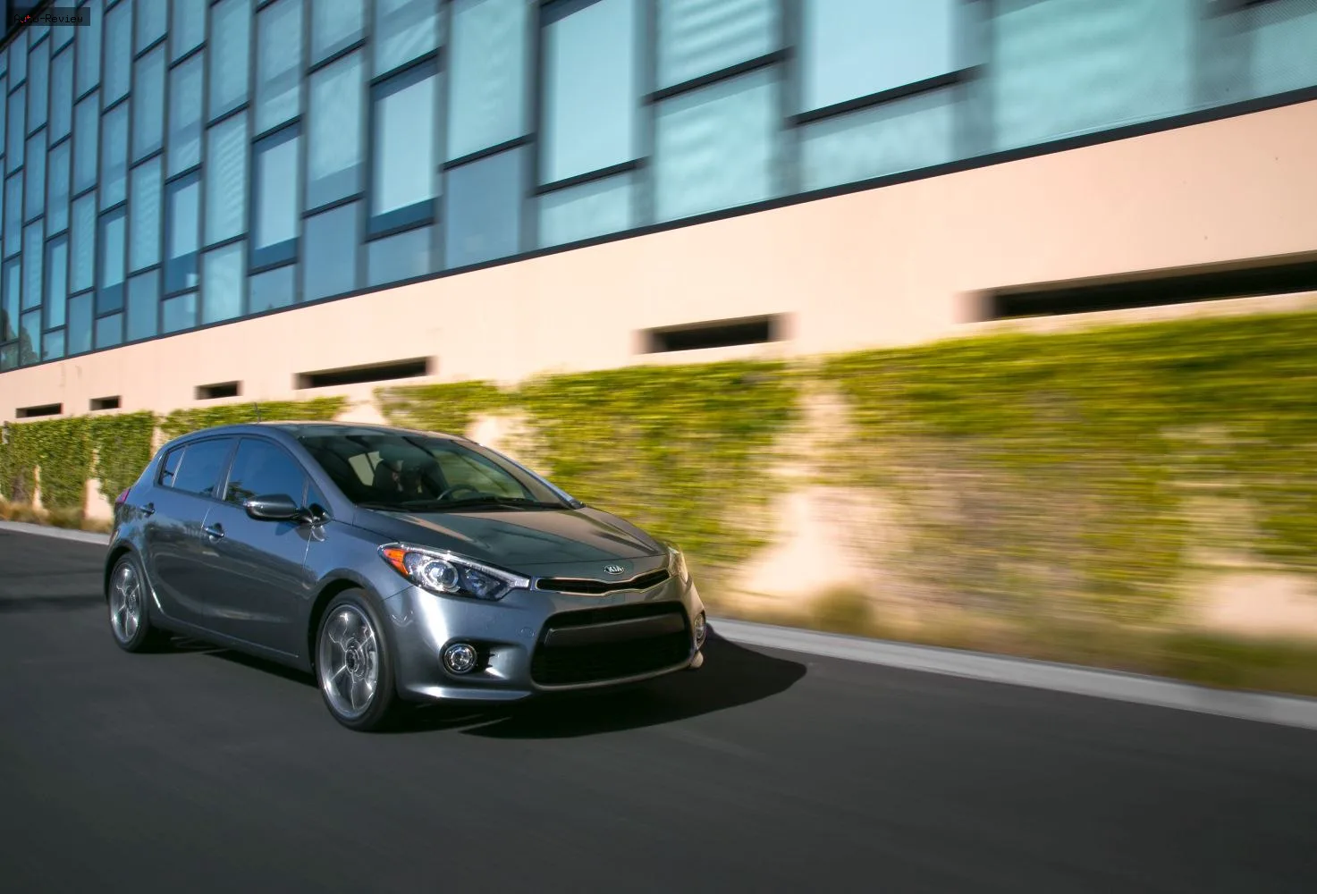 Kia Forte Forte5 II (YD) — фото 2