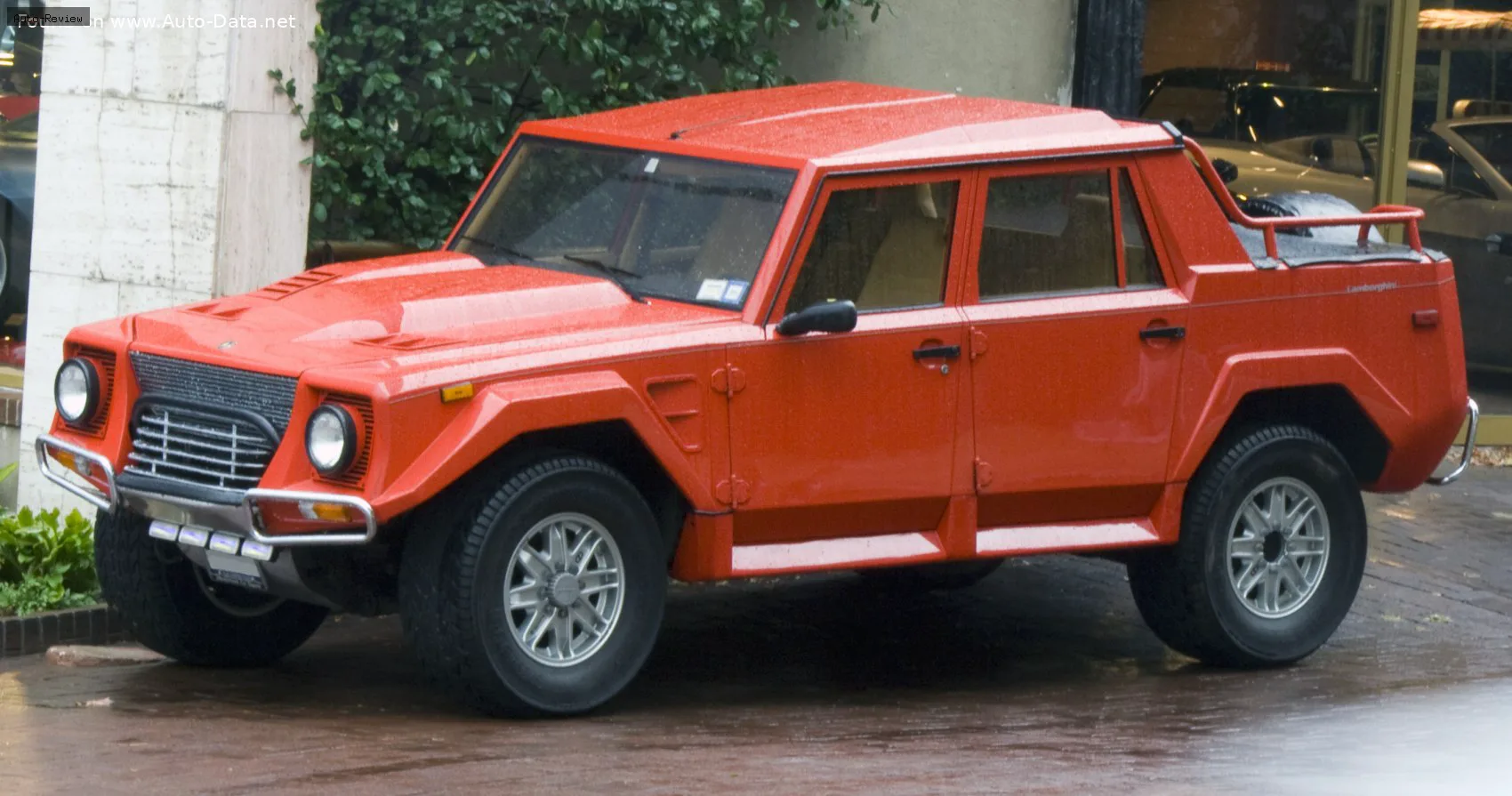 Lamborghini LM002 LM002