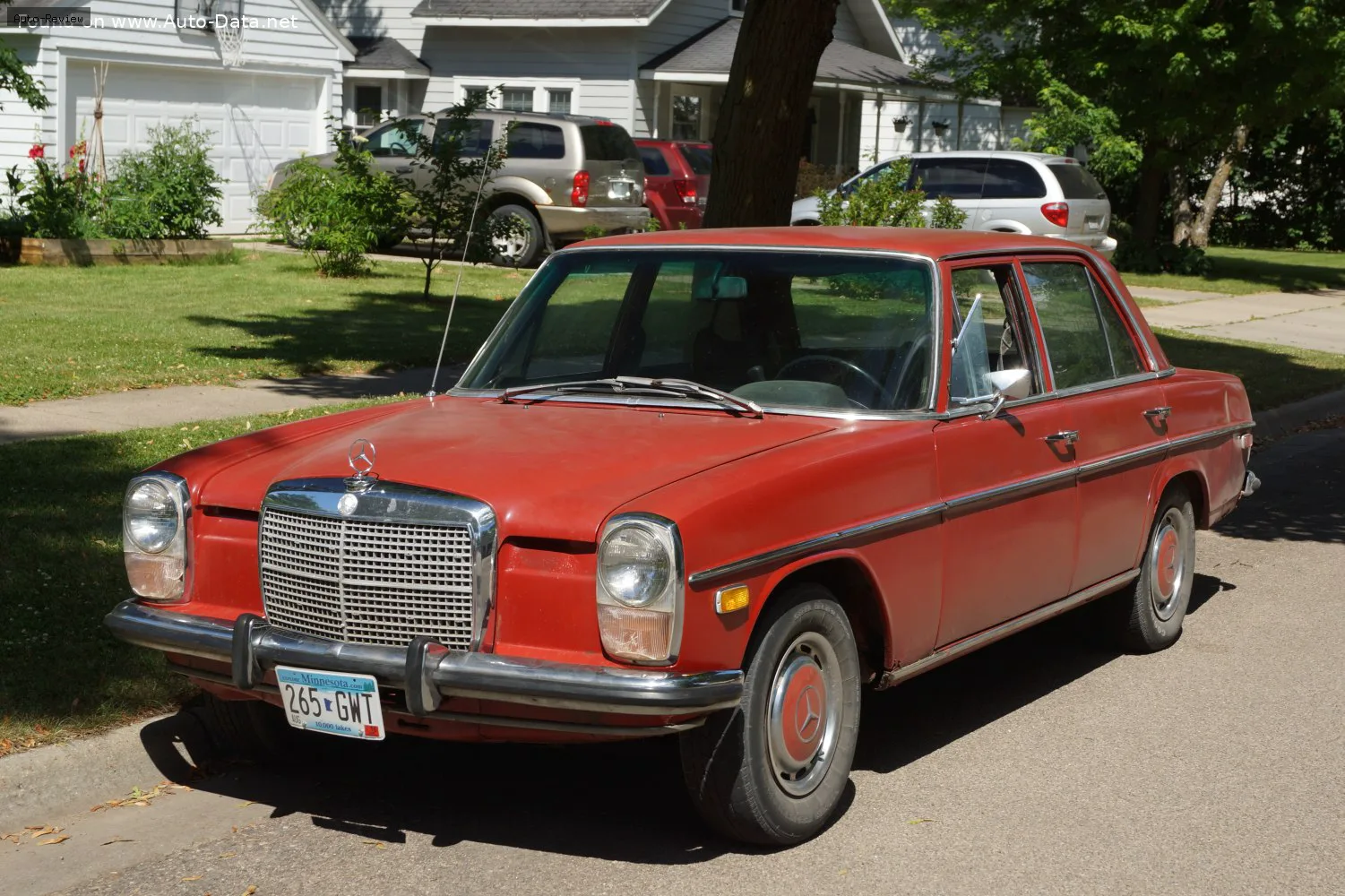 Mercedes-Benz /8 /8 (W115)
