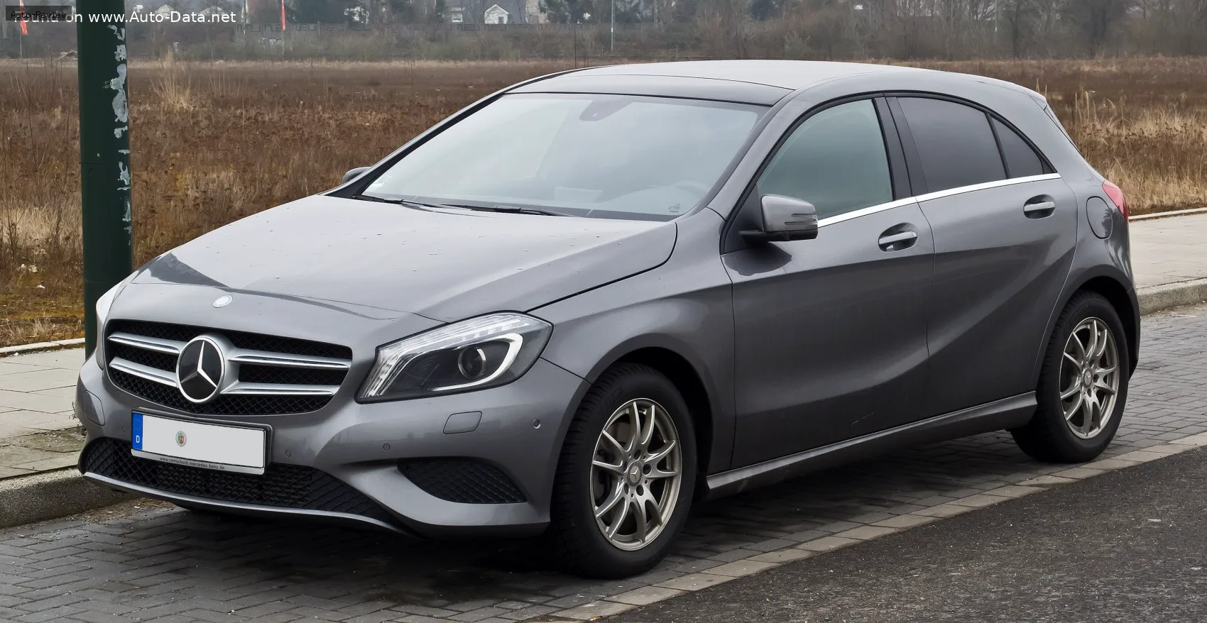 Mercedes-Benz A-Класс A-Класс (W176) — фото 4