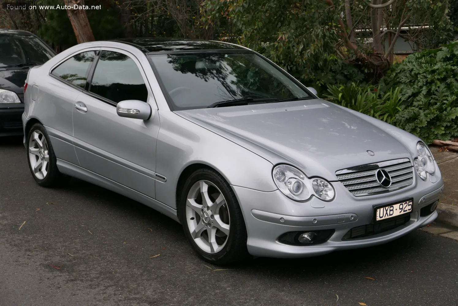 Mercedes-Benz C-Класс C-class Sport Coupe (CL203, facelift 2004)