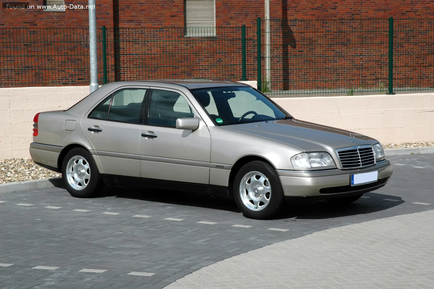 Mercedes-Benz C-Класс C-Класс (W202) — фото 2