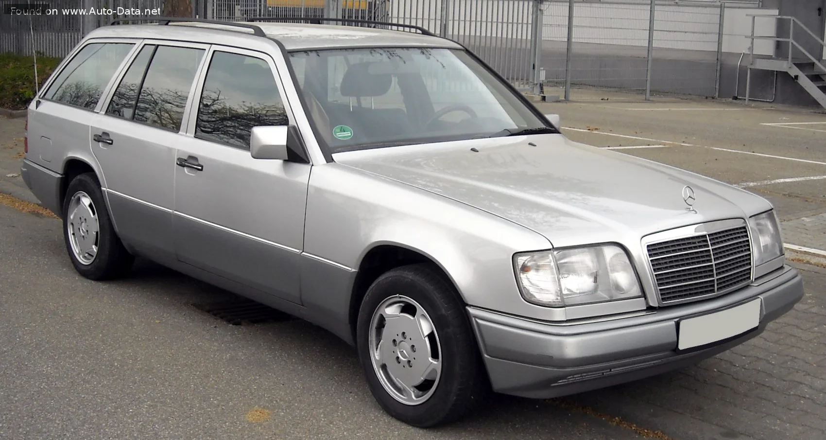 Mercedes-Benz E-Класс E-Класс T-modell (S124)