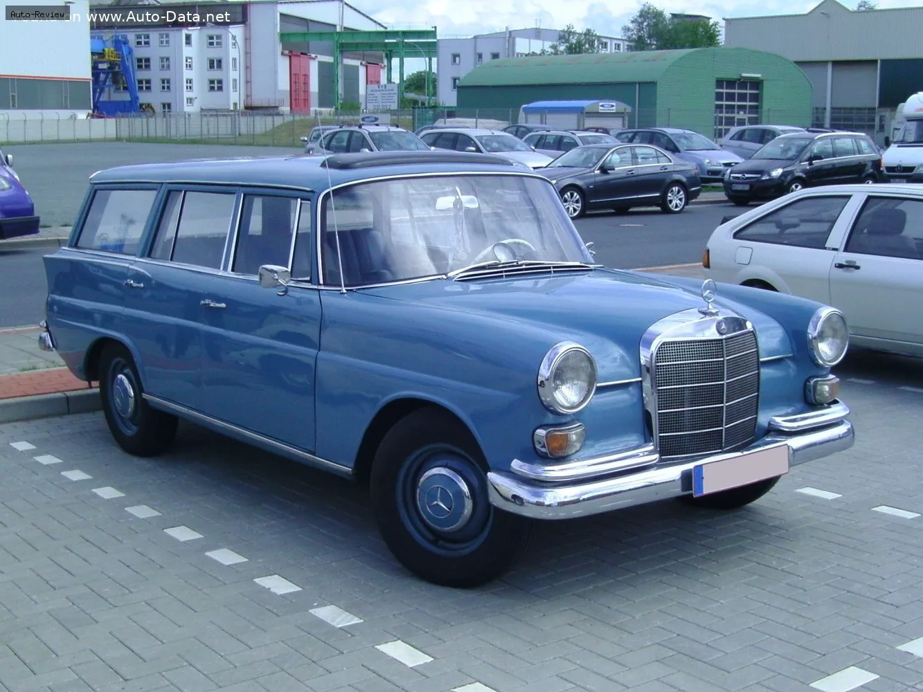 Mercedes-Benz Fintail Fintail Universal (W110)