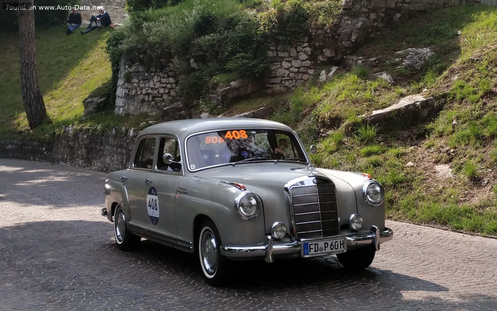 Mercedes-Benz Ponton W180 I Sedan — фото 2