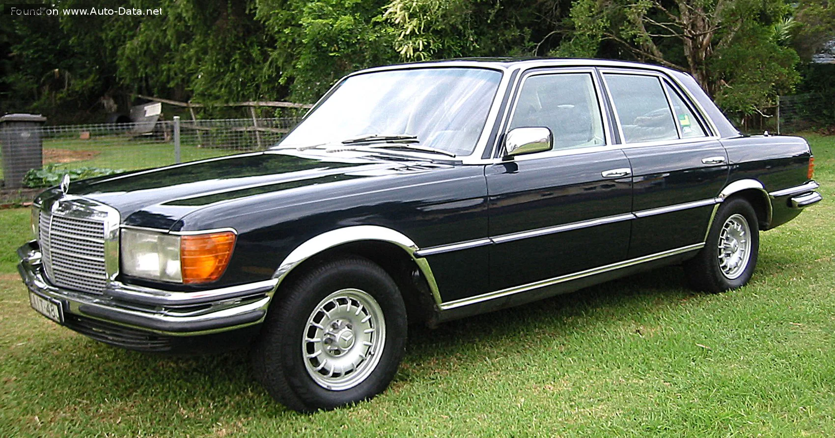 Mercedes-Benz S-Класс S-Класс SE (W116)