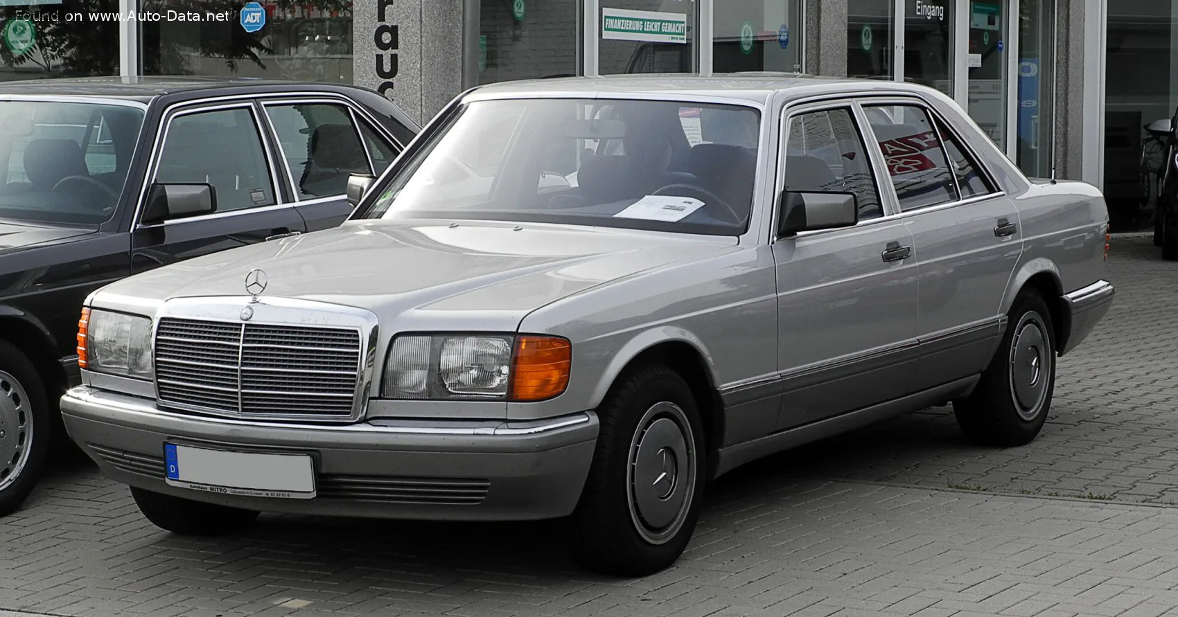 Mercedes-Benz S-Класс S-Класс SE (W126, facelift 1985)