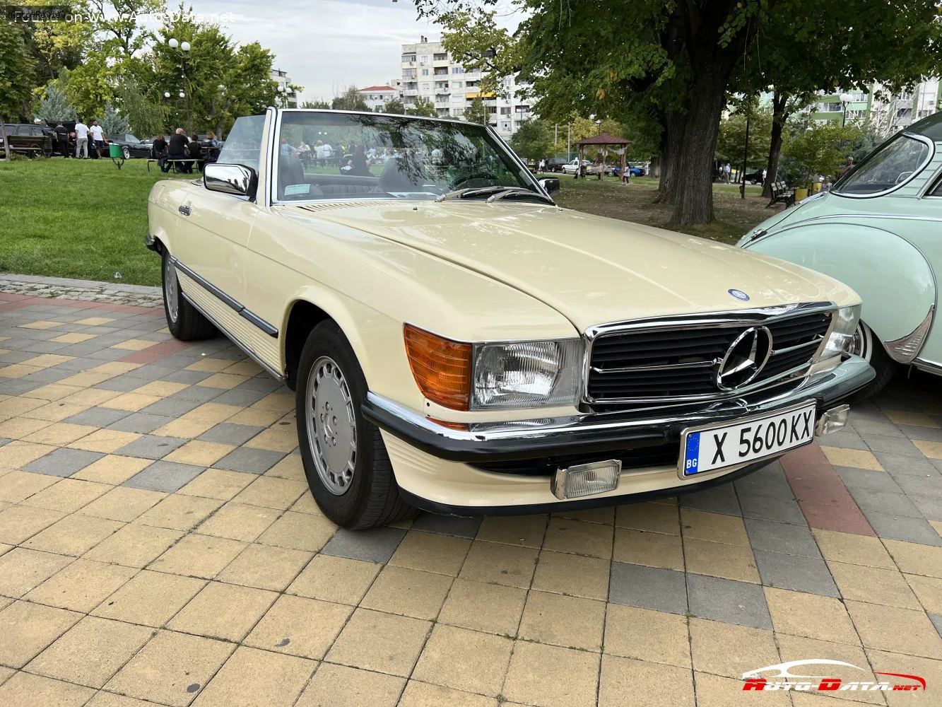 Mercedes-Benz SL SL (R107, facelift 1985)
