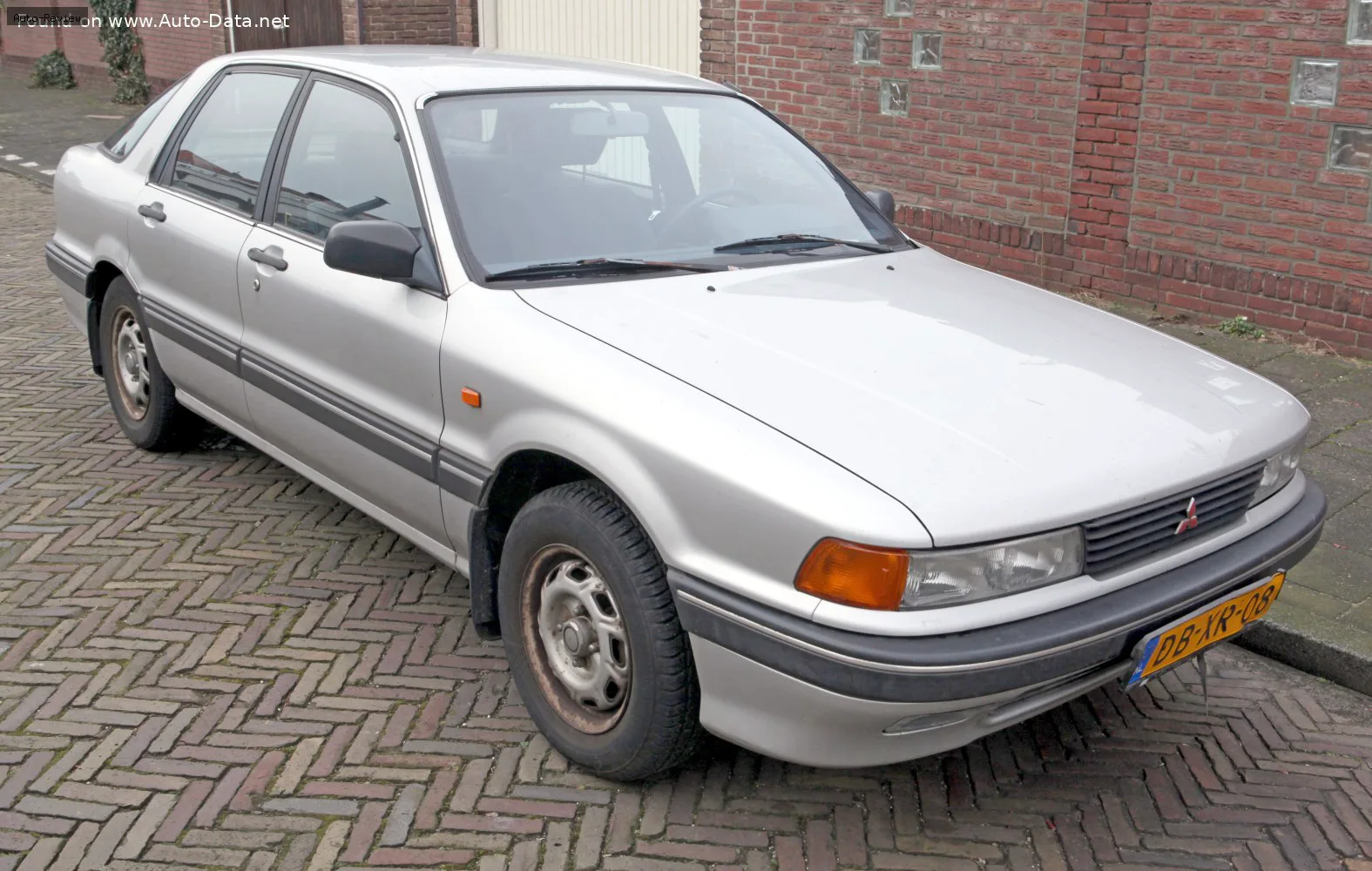 Mitsubishi Galant Galant VI Hatchback