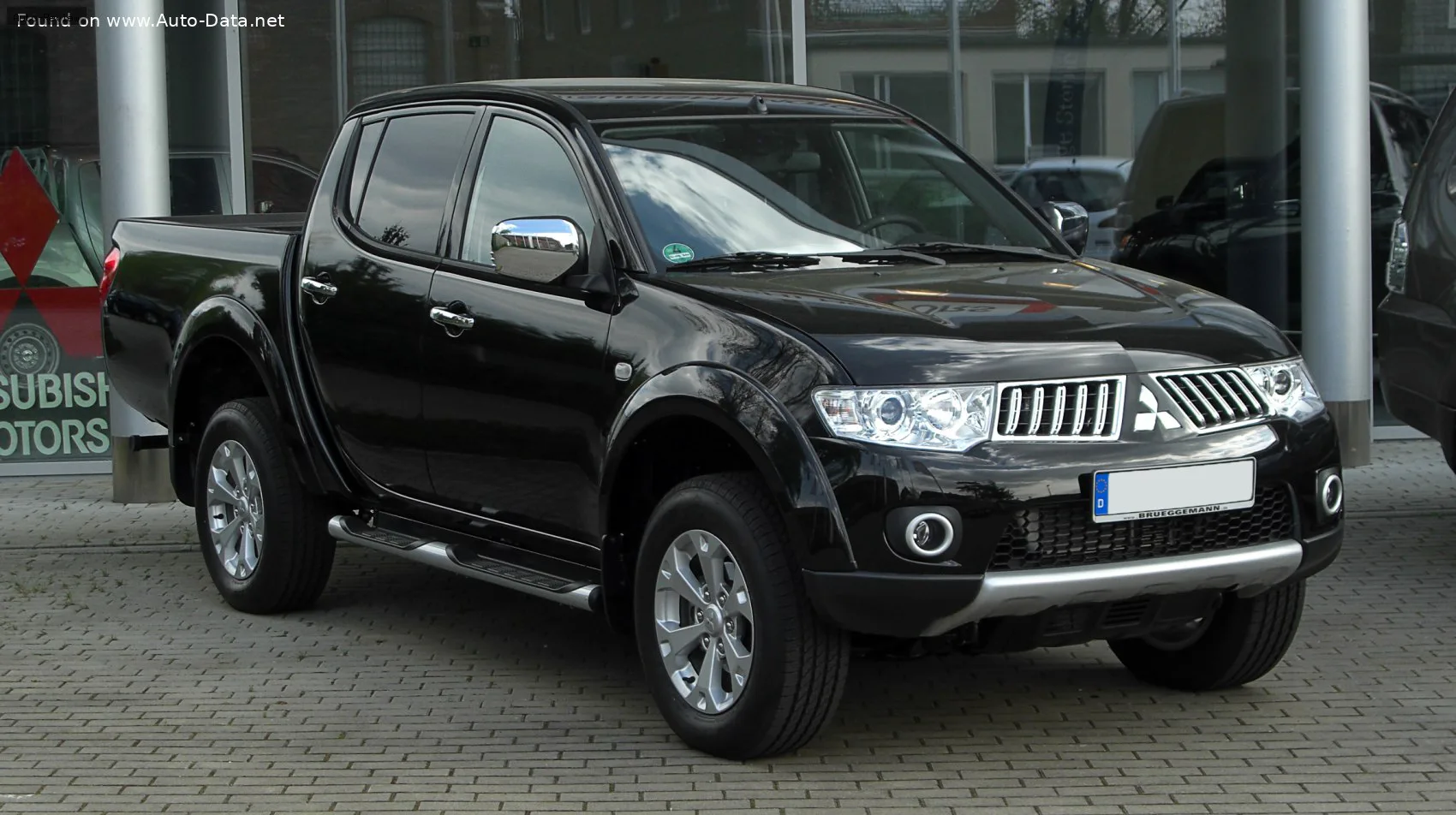 Mitsubishi L200 L200 IV Double Cab (facelift 2010)