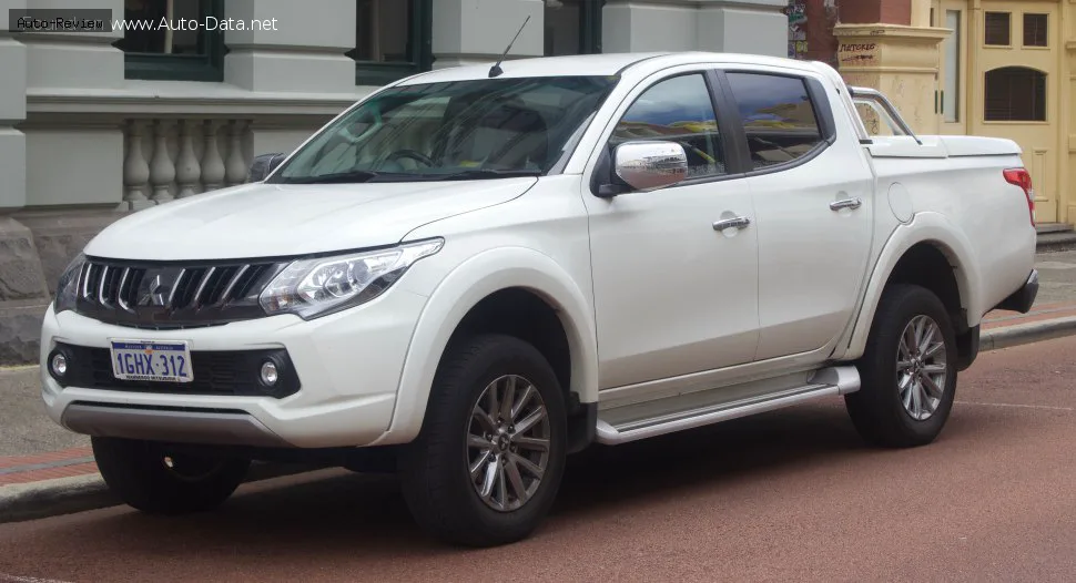 Mitsubishi Triton Triton V