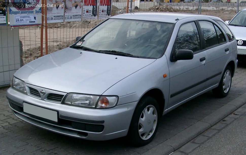 Nissan Almera Almera I Hatchback (N15) — фото 2