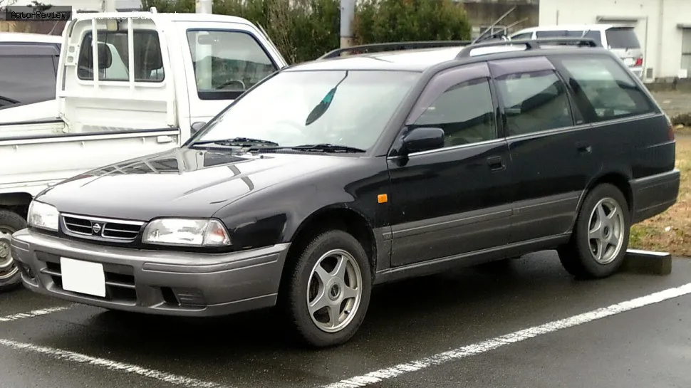 Nissan Avenir Avenir (W10)