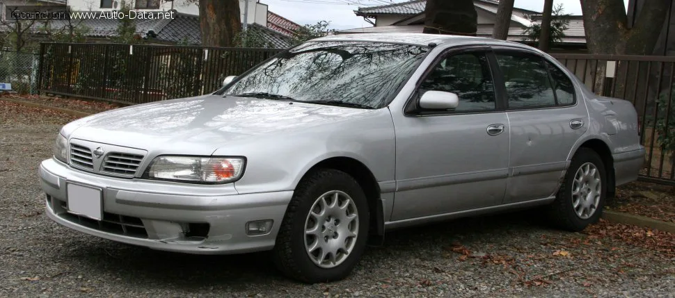 Nissan Cefiro Cefiro (32)