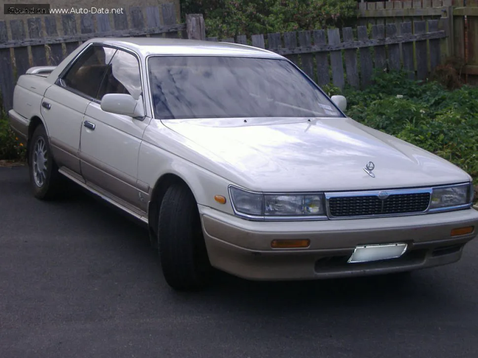 Nissan Laurel Laurel (E-HC33)