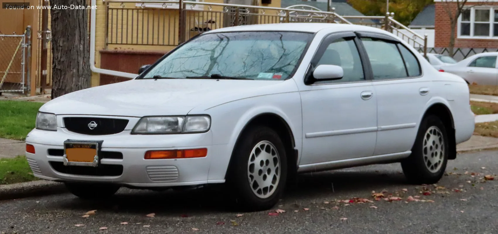 Nissan Maxima Maxima QX IV (A32)