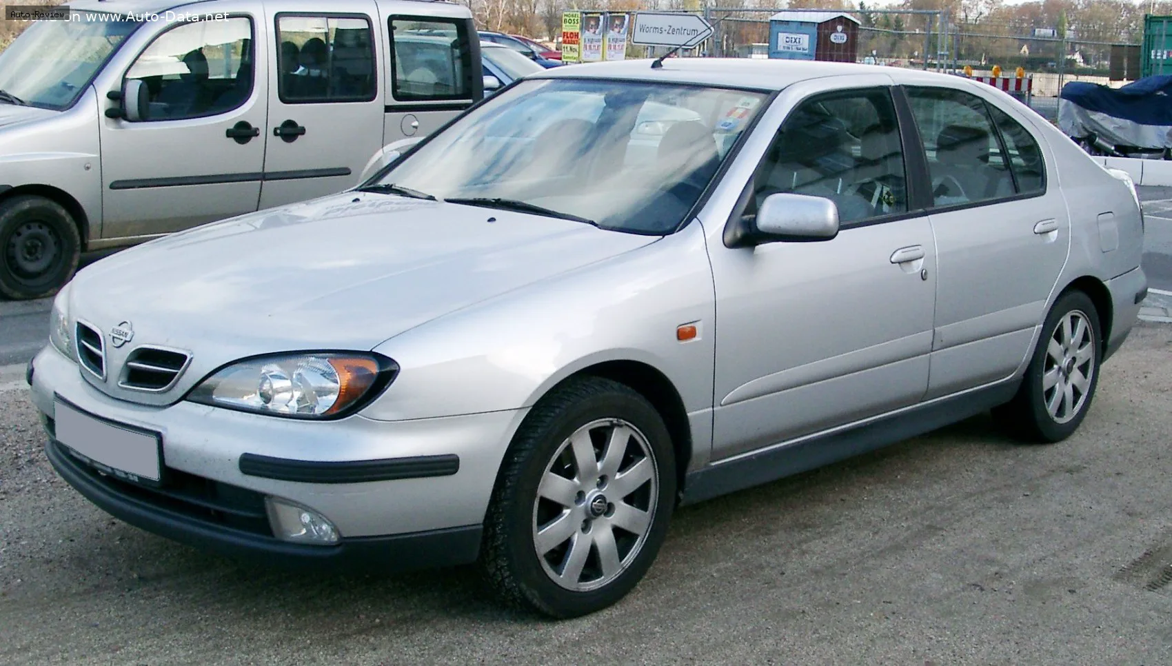 Nissan Primera Primera Hatch (P11) — фото 2