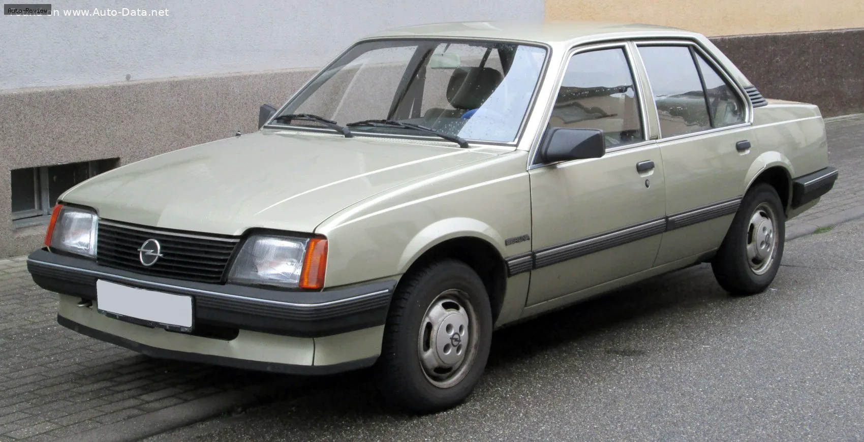 Opel Ascona Ascona C — фото 2