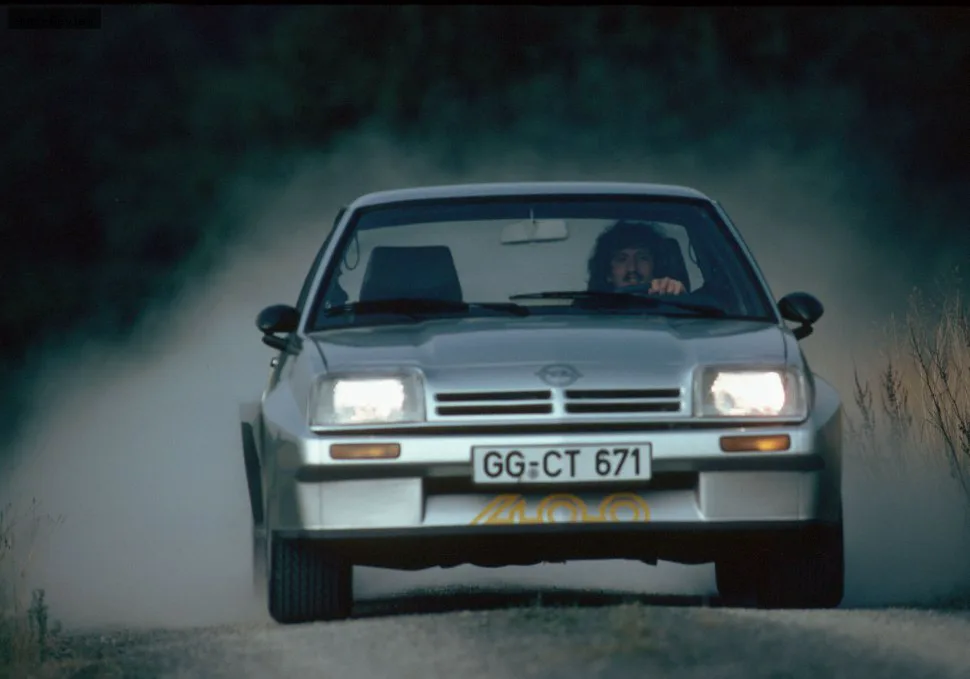 Opel Manta Manta B (facelift 1982)