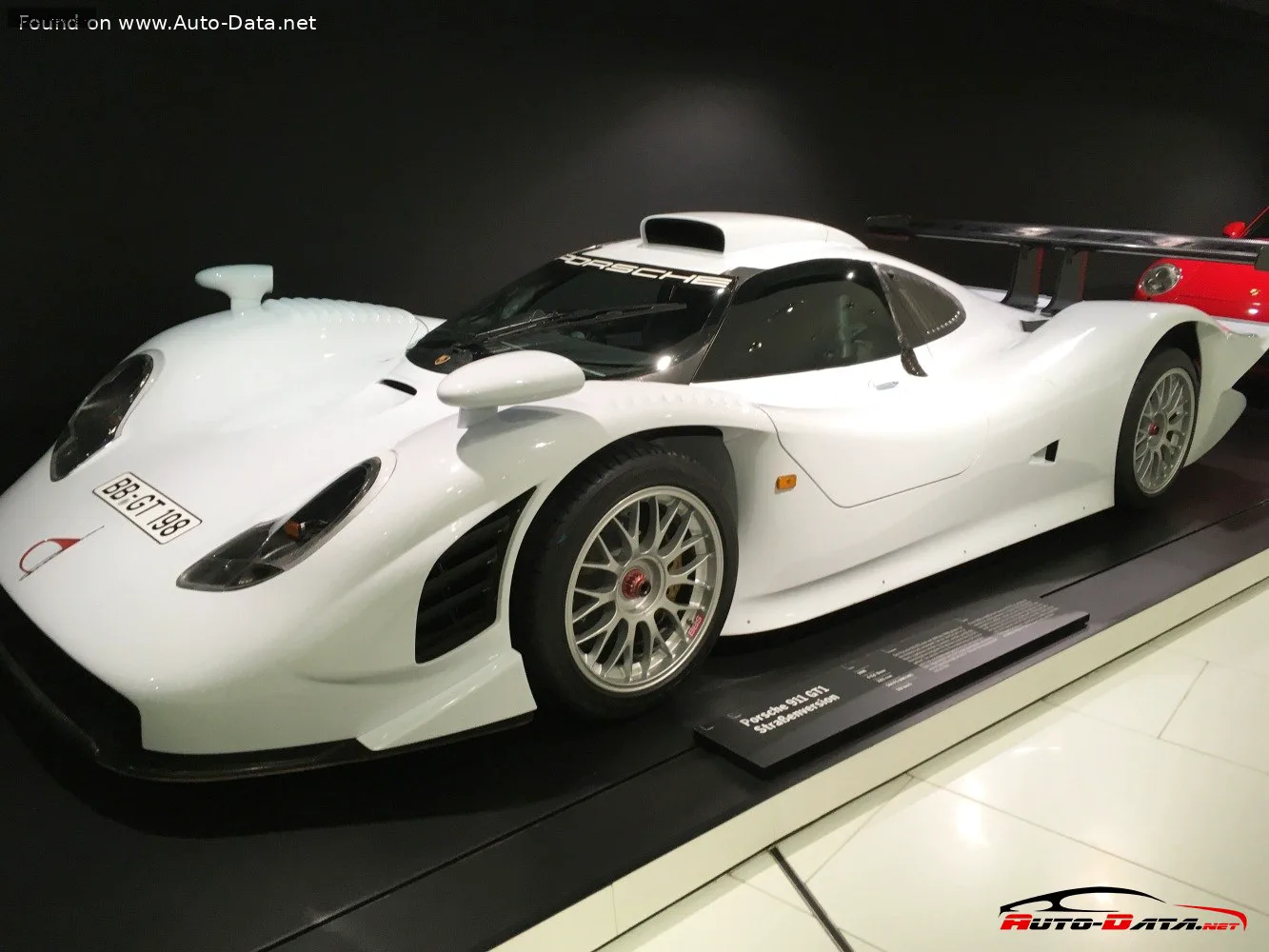 Porsche 911 911 GT1 Strassenversion