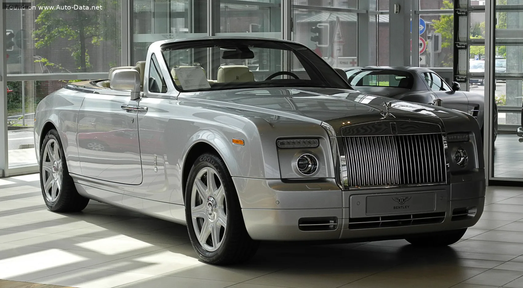 Rolls-Royce Phantom Phantom Drophead Coupe