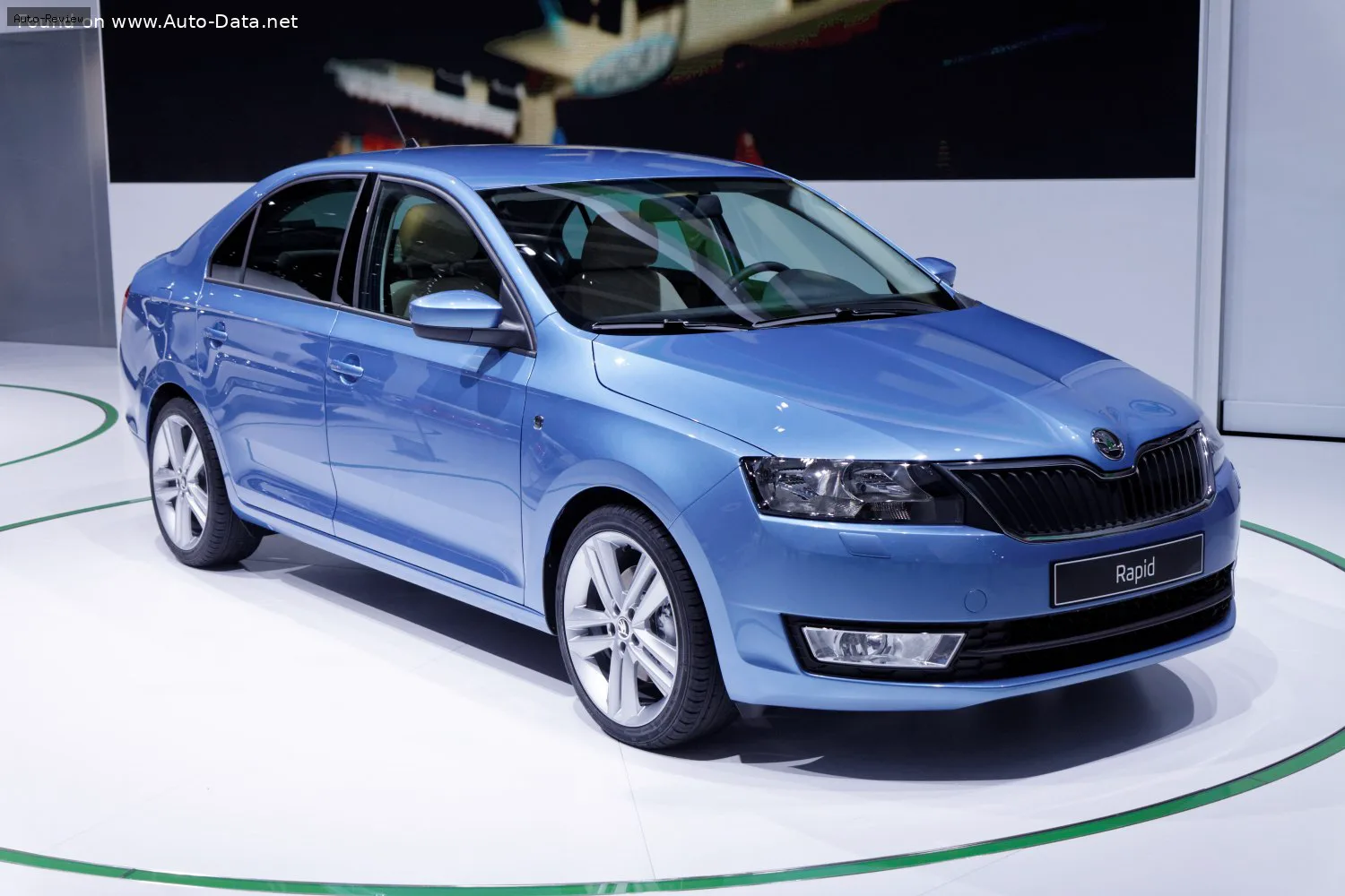 Skoda Rapid Rapid (2012)
