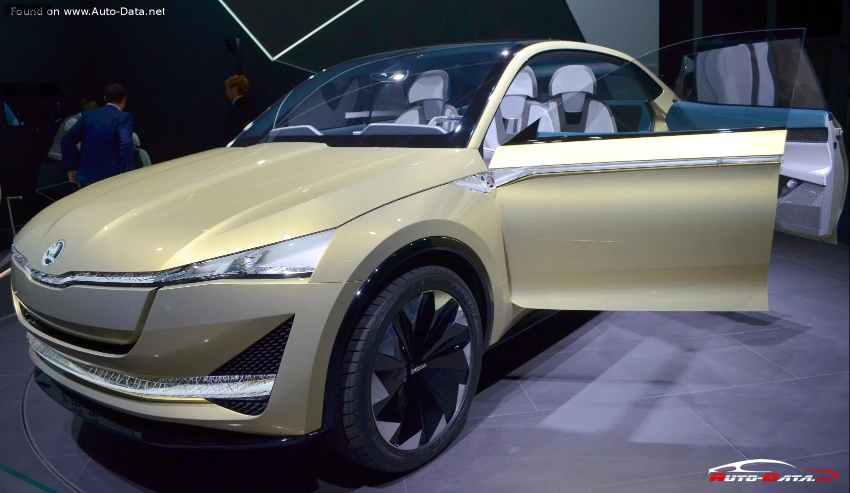 Skoda Vision Vision E (Concept)