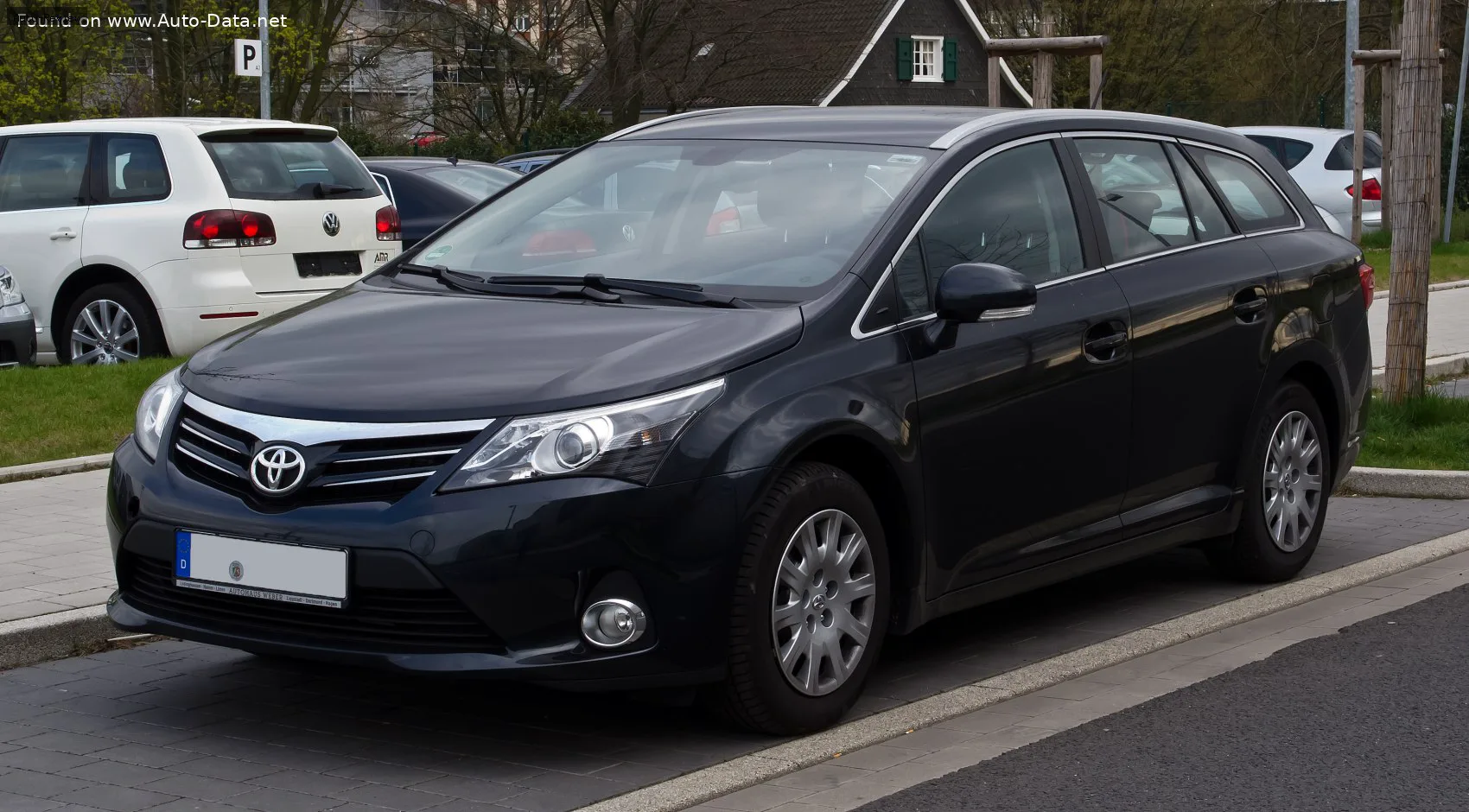 Toyota Avensis Avensis III Wagon (facelift 2012)