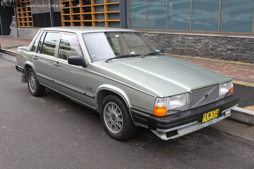 Volvo 760 760 (704,764)