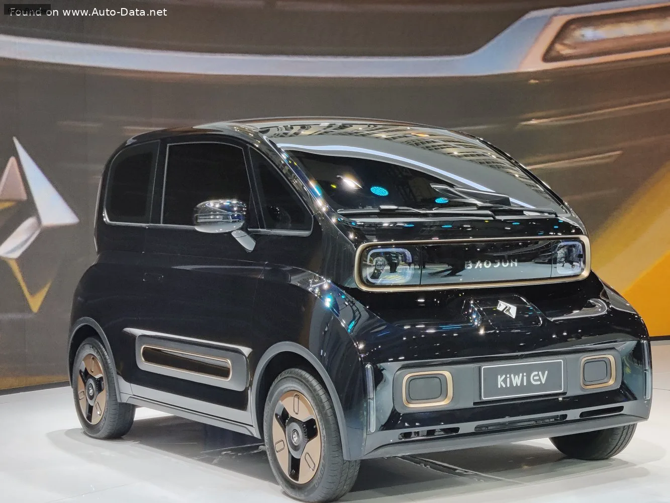 Baojun E300/KiWi EV