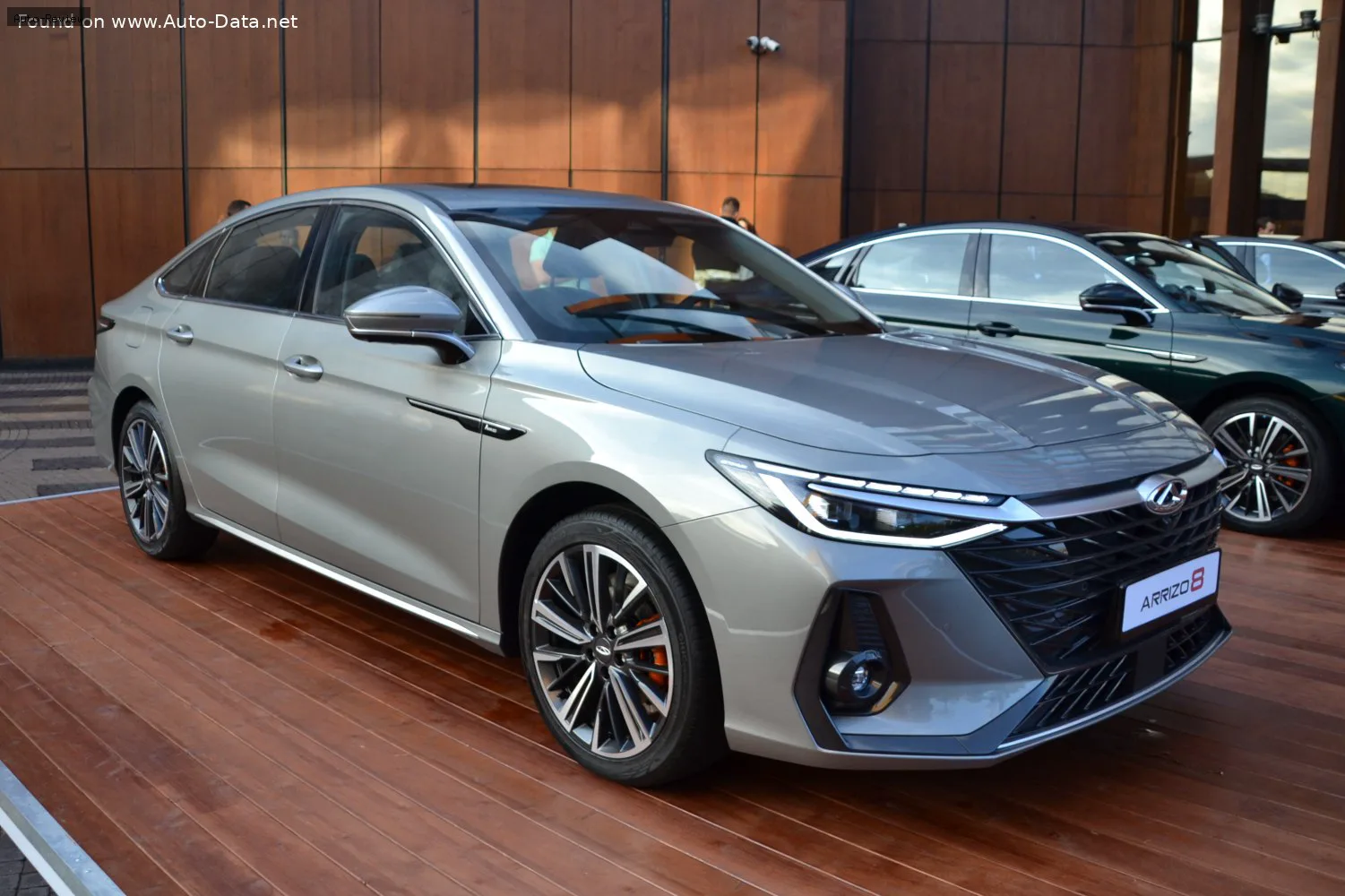 Chery Arrizo 8